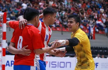 La Selección Paraguaya Absoluta de Futsal venció 3-1 a Francia.
