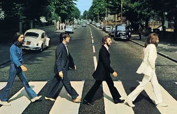 La famosa portada del disco "Abbey Road" de Los Beatles es una de las que integra la guía.