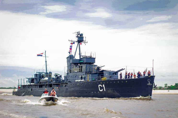 El Cañonero Paraguay llegó al puerto de Pilar este sábado.