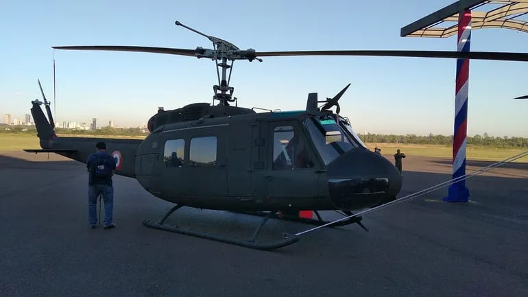 Uno de los tres helicópteros donados por China Taiwán