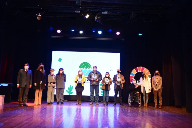 Con “Brillemos juntos”, Los Jardines recibió un “Reconocimiento verde”, por Pacto Global y la WWF, en la categoría “Educación y Sensibilización Ambiental”.