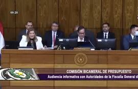La fiscala general del Estado, Sandra Quiñónez, expuso su plan de gasto ante la Comisión Bicameral de Presupuesto del Congreso.