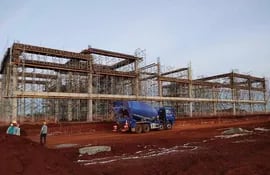 La firma Blink Bioscience SA construye su planta industrial en Hernandarias