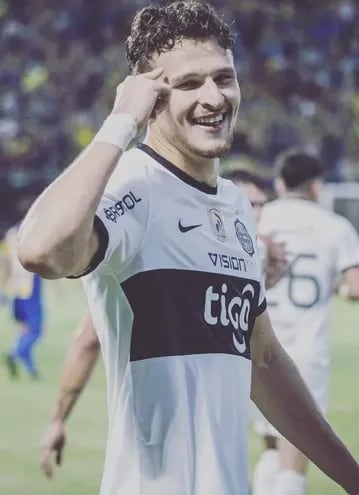 El argentino Facundo Bruera (25 años) sería titular el domingo.
