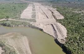 Para que las aguas del río Pilcomayo ingresen al territorio local es fundamental la canalización del cauce hídrico.