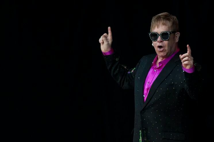 Elton John durante un concierto en Marbella, en julio de 2017.
