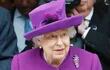 La reina Isabel II cumple hoy 94 años, sin celebraciones, en medio del confinamiento por  la pandemia de covid-19.