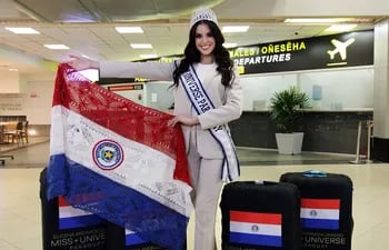 La Miss Universo Paraguay, Elicena Andrada, partió anoche rumbo a El Salvador con las maletas cargadas de sueños.