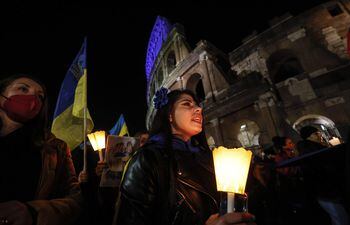 Protesta de ucranianos contra la invasión rusa.