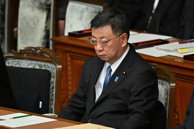 Hirokazu Matsuno. La fiscalía de Tokio ha interrogado al ex portavoz gubernamental y número dos del Gobierno japonés.