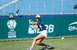 La juvenil tenista paraguaya Zoe Doldán logró su segundo triunfo en la Copa Cosat 14 años.