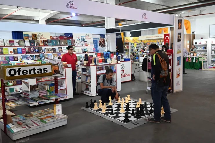 Ofertas y distintas actividades ofrece a sus visitantes la Feria Internacional del Libro, que cuenta con 84 stands.