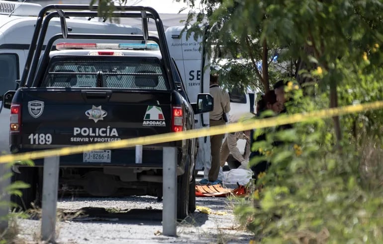 Restos de 12 personas son dejados por criminales en norte de México, según Fiscalía