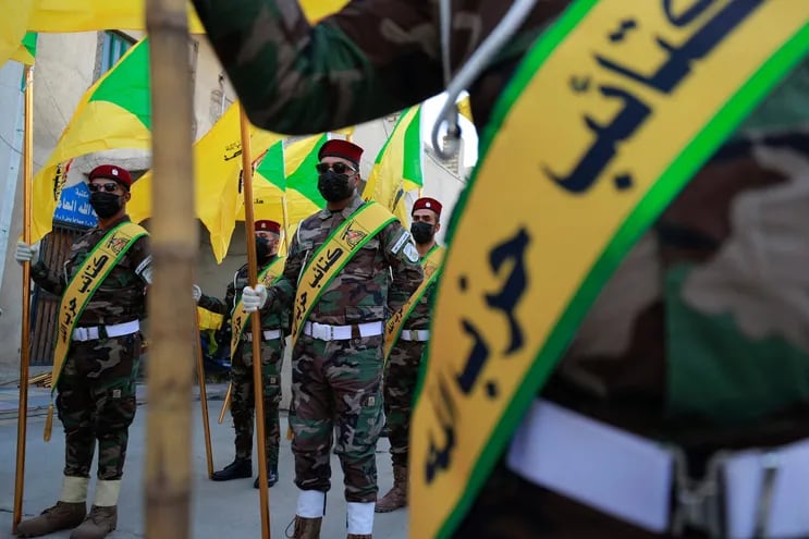 Imagen ilustrativa: miembros de las brigadas de Hezbollah.