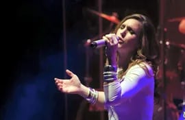 la-cantante-argentina-soledad-pastorutti-figura-entre-los-artistas-internacionales-que-actuaran-en-el-festival-del-ykua-bolanos-sera-el-proximo-viern-211315000000-1420106.jpg