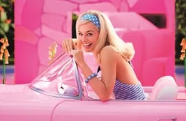 Margot Robbie protagoniza "Barbie", desde hoy en cines de Paraguay.