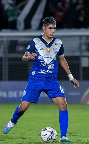 Giovanni Bogado, jugador del Sportivo Ameliano.