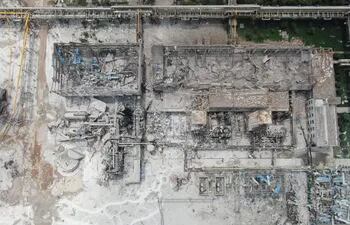Vista aérea de los daños causados por la explosión de la fábrica del Henan Coal Gas Group en Yima.