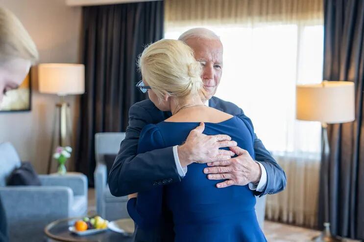 El presidente estadounidense, Joe Biden, se reunió en San Francisco con la viuda y la hija del fallecido opositor ruso Alexéi Navalni.