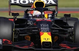 Honda seguirá suministrando sus motores a Red Bull Racing hasta el 2025.