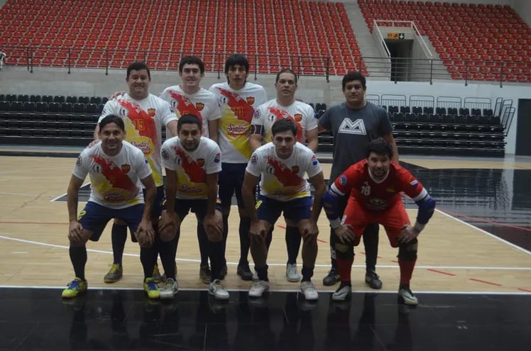 Equipo de Zavalas Cue, uno de los participantes de la Copa de Oro de Fútbol de salón. (Gentileza).