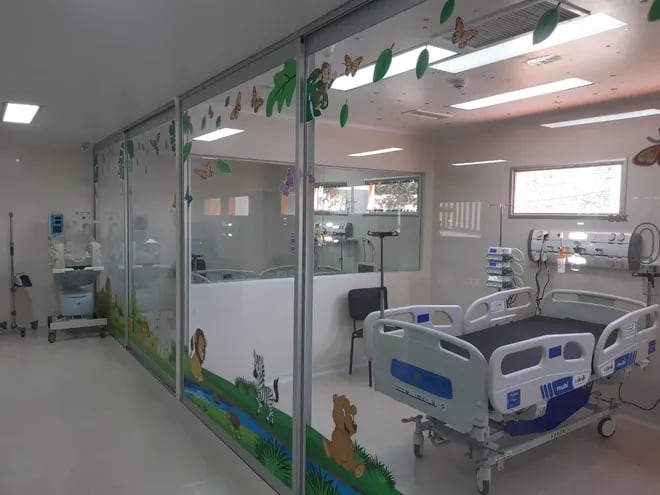 Imagen referencia de una sala de UTI en el Hospital Niños de Acosta Ñu.