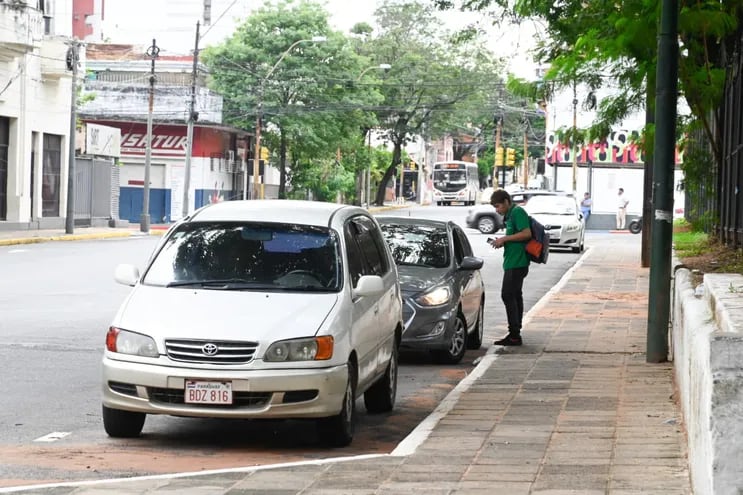 Estacionamiento tarifado en Asunción.