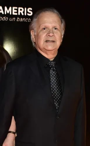 Carlos Saguier en 2018 cuando fue homenajeado por la Academia de Cine del Paraguay.
