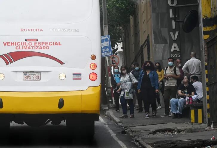 Los contribuyentes del país cada mes pagan más subsidios a transportistas del Área Metropolitana de Asunción, a pesar de la cuestionada prestación.