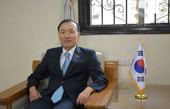 In Shik Woo, embajador de Corea en el Paraguay.