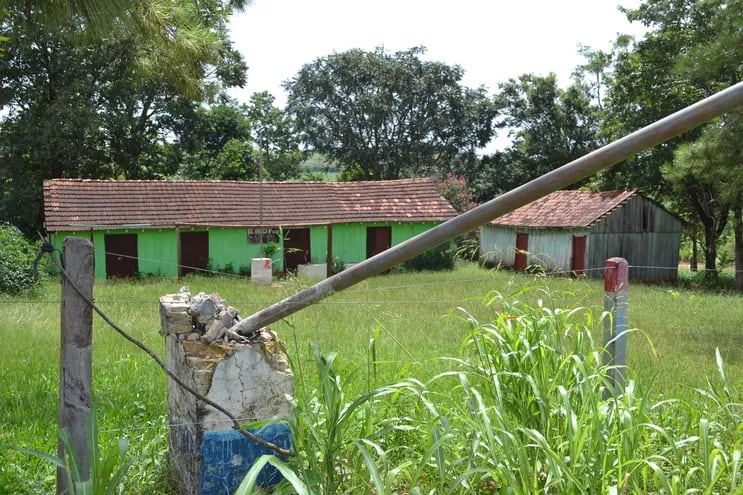 La escuela de Oro Ku'i del distrito de Abaí también está sin servicio de energía eléctrica.