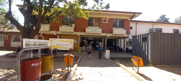 Fachada del Hospital Regional de Coronel Oviedo.