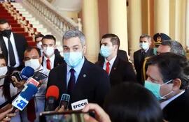 Luego de varios meses, Mario Abdo Benítez dio declaraciones a la prensa en el Palacio de López.