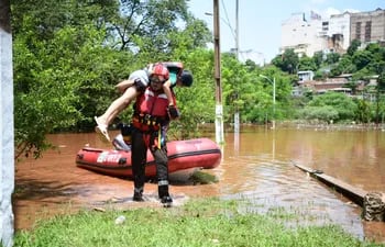 Inundaciones en el Este, que atendió la Comisión Especial de Crecidas (CEC) de Itaipú.
