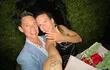 Alejandra Alonso y Giovanni Re se comprometieron en Rivera Maya durante sus vacaciones. En esta imagen, Ale muestra feliz su anillo.