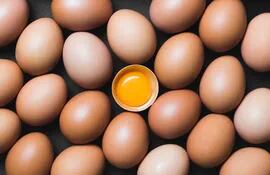 Difíciles de encontrar y a precios elevados: así están los huevos ahora y es hora de sustituirlos en las recetas.