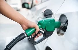 El precio del combustible ya subió G. 1.800 este 2021.