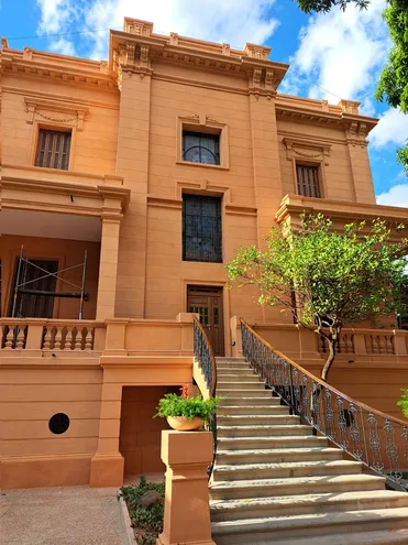 Tras décadas de abandono, avanza  con éxito la restauración del Palacete Peris de Asunción, para sede de la Embajada de España