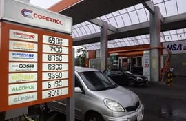 Más emblemas subieron desde ayer el precio de los combustibles. Tanto la cotización del gasoil y la nafta aumentó entre 600 y 800 por litro.