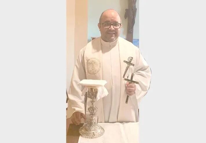 Padre Rafael Fleitas en el 2019, actualmente sancionado por pecar contra el sexto mandamiento y denunciado por coacción sexual.