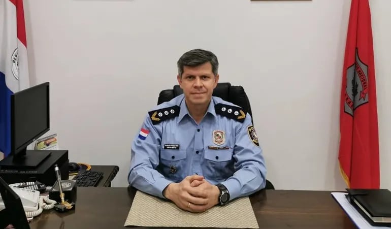 Comisario General Director Carlos Humberto Benítez González, nuevo comandante interino de la Policía Nacional.