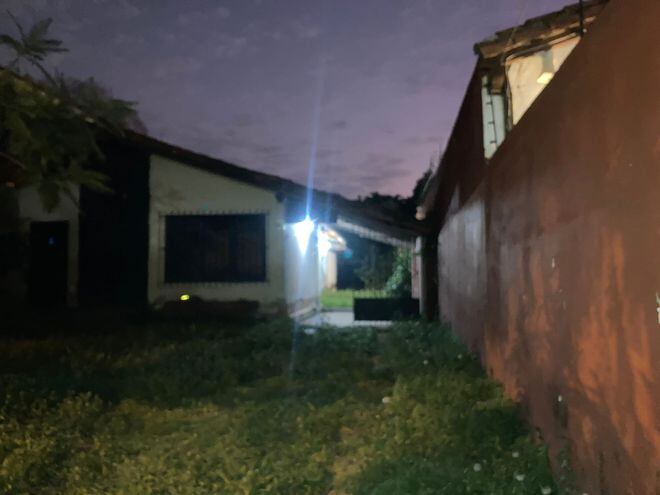 Casa abandonada en el barrio Tablada Nueva de Asunción.
