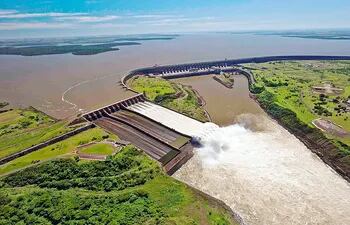 La maniobra para conseguir más agua a fin de hacer navegable el río Paraná no va a implicar ningún tipo de apertura del embalse de Itaipú. Tampoco afectará la cota mínima de 217 msnm.