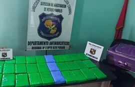 La droga incautada por los agentes del Departamento de Antinarcóticos de la Policía Nacional.