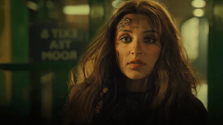 Parineeti Chopra en "Mira, la chica del tren", disponible en Netflix desde el viernes.