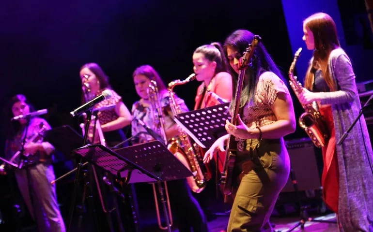 Band’elaschica, una agrupación de jazz integrada en su totalidad por mujeres, se presentará mañana a las 18:30, en el escenario del  Crea+Py.