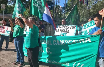 Federación Nacional Campesina protesta