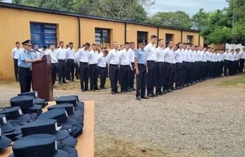 Inicia actividades académicas del colegio de policías en Misiones.