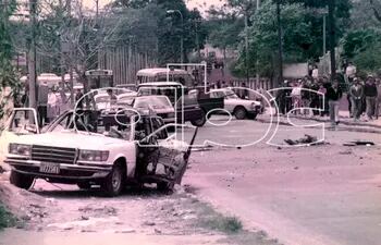 La avenida España y América fue testigo del atentado aquella mañana del 17 de setiembre de 1980. Sobre el pavimento los restos de Somoza.