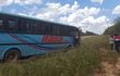 Bus de NASA tras sufrir un desperfecto mecánico camino a Pozo Hondo.